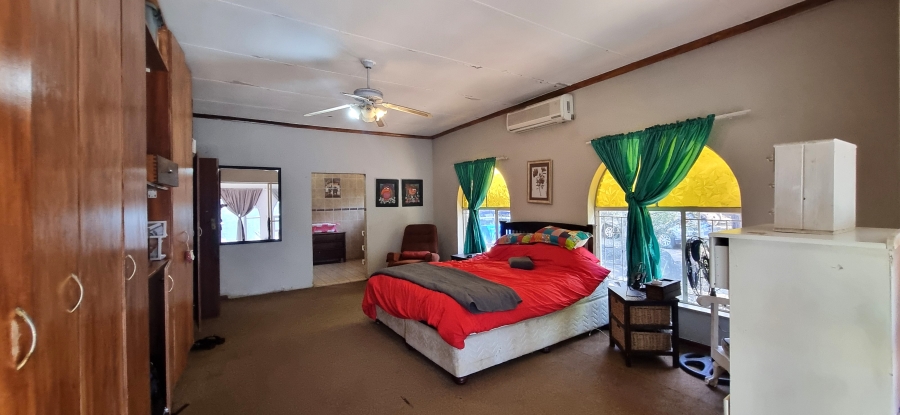 4 Bedroom Property for Sale in Elandsrand North West